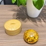 SNSでバズり中！新作 スクイーズ 金色肉まん 肉まん もちもち ぷにぷに キラキラ ゴールド 蒸籠付き SNSで話題 SNS映え 動画映え 感触玩具 ストレス解消 癒しグッズ おもしろ雑貨 子供 大人 プレゼント