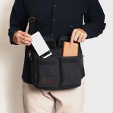 9ポケット多収納　WOODYBELLY ショルダーバッグ【送料無料】メンズ 帆布 父の日 プレゼント キャンバス 小さめ 小さい 斜め掛け 斜めかけバッグ 多収納 軽量 軽い 男性 女性 誕生日 祖父 肩掛けバッグ 帆布バッグ 旅行用カバン トラベルバッグ 海外旅行 使いやすい 鞄 30代 40代 50代 60代 70代 ギフト 贈り物 父親 彼氏 彼女 記念日