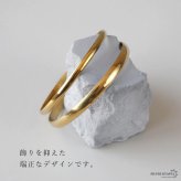 ステンレス シンプルバングル 3カラー 2サイズ レディース ブレスレット 細身 丸型 艶感 上品 きれいめ カジュアル 重ね付け 手元アクセサリー デイリー 女性 大人 ファッション ジュエリー おしゃれ 腕輪 普段使い 美しい