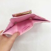 【11月10日入荷分予約受付中】 マイメロディ 口金財布 がま口 財布 レディース 二つ折り コンパクト サンリオ キャラクター グッズ かわいい おしゃれ 小銭入れ ギフト プレゼント ミニ財布 サンリオ正規ライセンス品
