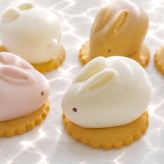 MOTCH うさもっち 4種4個入【個包装 和洋菓子 もちもち 差し入れ チーズケーキ 餅 ケーキ うさぎ ギフト 内祝  おしゃれ 可愛い 誕生日 東京土産 バースデー 出産内祝 手土産 詰め合わせ プチギフト  お礼 職場 秋ギフト 敬老の日 ハロウィン】