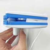 両面窓ガラス磨き器 ホワイト 室内から両面清掃 マグネット式 窓拭き ワイパー 出窓 押し開き窓 冊子窓対応 時短 高所安全 ガラスクリーナー 大掃除 新生活 清掃用品 約3-8mm厚対応 ABS樹脂 磁石