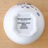 ウェッジウッド ストロベリー ブルーム インディゴ ジャパニーズティーカップ ペア 1053076 wedgwood  湯呑み 湯呑 ペア おしゃれ ブランド 高級 コップ ティーカップ ペアカップ 白 陶器 結婚祝い 内祝い 新築祝 誕生日 プレゼント ギフト 食洗機対応 引き出物 【正規品】