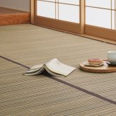 い草カーペット 涼み 裏貼り 江戸間 2畳 3畳 4.5畳 6畳 8畳 い草ラグ 天然い草100％ メセキ織 不織布 クッション性 床傷対策 和モダン 花ござ 上敷き 畳保護 四方縁 抗カビ 消臭 ブラウン 夏用 涼感 和室 洋室 折りたたみ 収納