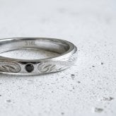 【レーザー刻印無料】【20文字まで刻印◎】ハワイアンジュエリー ペアリング ルビー サファイア 誕生石 バースストーン サージカルステンレス 金属アレルギー対応 ペア リング スクロール プルメリア 記念日 プレゼント 本物志向 ハワイアン メンズ レディース 名入れ 結婚指輪 マリッジリング 7月 9月