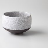 墨貫入　抹茶碗 陶器 美濃焼 やきものの里から、暮らしを贈ります。　ギフト 食器 セット テーブルウェア