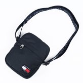 高品質ヨーロッパ輸入モデル トミーヒルフィガー TOMMY HILFIGER ショルダーバッグ メンズ TOMMY JEANS ESSENTIAL DAILY REPORTER ダークナイトネイビー AM0AM13710 C1G DARK NIGHT NAVY 送別会 誕生日 結婚祝い 結婚式 彼氏 息子 夫 男性 名刺入れ 高級 父の日 母の日 即日発送