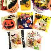 【5袋】【ハロウィン】【プチギフト お菓子 詰め合わせ】2026年 セット 大量 個包装 子ども 小分 パーティー イベント 子供会 景品 プレゼント 販促品 すぐに渡せる 送料無料 男の子 女の子 キッズ スナック 贈り物 ばらまき キャンディ セット