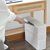 トイレットペーパー 収納 ストッカー ふた付き バスケット ラタン スリム コンパクト おしゃれ かわいい フェミニンデコ ガーリー 姫系 ロマンティック フレンチシャビー ホワイトラタン 白 家具 雑貨 新生活