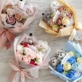 【結婚式 電報 ギフト】tino ウェディングベア ラブリー ソープフラワーブーケ|結婚式 結婚祝い 結婚記念日 ブライダル 祝電 電報 ギフト プレゼント ウェルカムスペース ドール ぬいぐるみ ブーケ