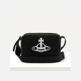 【無料ラッピング】 ヴィヴィアン ウエストウッド Vivienne Westwood ボディバッグ ショルダーバッグ East West クロスボディバッグ ブラック ブランド 正規品 新品 ギフト プレゼント 人気 おすすめ 誕生日 記念日 クリスマス 送料無料 vwt522417