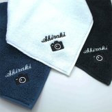 卒団記念品 カメラ ミニタオル 刺繍名入れ 部活 卒業 今治タオル ハンドタオル タオルハンカチ 25cm オリジナル オーダーメイド メンズ レディース お名前/イニシャル アルファベット ローマ字 退職記念品 退職祝い 写真部 【mt-20】