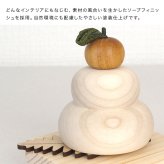 手のひらサイズの鏡餅[鏡餅 木製 正月飾り お正月飾り 木製鏡餅 木の鏡餅 鏡もち かがみもち お正月 おしゃれ かわいい ミニ インテリア 置物 玄関飾り ナチュラル 北欧 木製鏡もち 木の鏡もち 木製かがみもち ミニ鏡もち] 即納