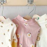 犬服 ゆるいイラストの裏起毛パジャマ ( 小型犬 中型犬用 )  つなぎ 秋冬服 チワワ トイプードル ミニチュアダックスフント 柴犬