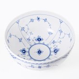 【名入れ無料】 ロイヤルコペンハーゲン ブルーフルーテッド ハーフレース ボウル L 1102579(1017220) 北欧食器 洋食器 送別会 【スペシャルラッピング1100円(別売り)】 誕生日 お中元 還暦祝い 結婚祝い 結婚式 高級 父の日 母の日 成人祝い ホワイトデー