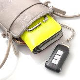 スマートポシェット サコッシュ ポーチ ミニバッグ サブバッグ バッグインバッグ ショルダー 肩掛け モモ MOMO レザー 牛革 エンボス加工 レディース 8色展開(グレイッシュブルー,グレージュ,パープル,ブラック,キャメル,ダスティブルー,ダスティピンク,シルバー) AN-7162