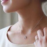 クリスマスプレゼント 彼女 《X'mas限定モデル》【 ネックレス とふわふわベアキーホルダー】 おしゃれ 女性 オープンハート マスコットキーチェーン テディベア アクセサリー くま マスコット ハートネックレス 名入れ 娘 友達 女の子 名前 10代 20代 ぬいぐるみ 可愛い 【クリスマス限定ギフトボックス入り】 26クリスマスteteベアハートネックレス 80335