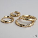 ステンレス 定番 フープピアス 不規則 カット シンプルピアス ゴールド 幅2.5mm 5サイズ プチプラ メタル 小さめ 細身 幾何学模様 セカンド キラキラ 両耳2点 レディース 女性 イヤリング 金属アレルギー対応