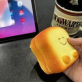 ぷにもち スクイーズ トースト パン やわらか もちもち PU素材 低反発 かわいい スマイル おもちゃ 握る 癒し 雑貨 デスク インテリア 暇つぶし 気分転換 プレゼント