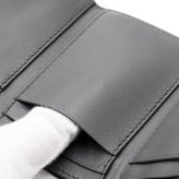 ボッテガヴェネタ BOTTEGA VENETA 三つ折り財布 イントレチャート メンズ レディース ブラック 黒 グレー 小銭入れ付き ミニ財布 ラムレザー 本革 カード入れ6つ 515385 V3UN2 1295 コンパクト
