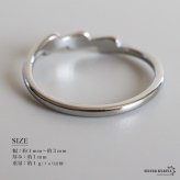 ステンレス 幾何学ラインリング 小粒 ストーンリング 細身 華奢 キラキラ シルバー プチプラ ビジュー 可愛い 重ね付け ハーフエタニティ風 大人 レディース 女性 指輪 金属アレルギー対応