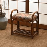 チェア 椅子 アジアン家具 ラタン つかまり立ちスツール 1脚 籐製 クッション 軽い 和風 和モダン 家具 和室 リビング おすすめ 母 祖母 父 祖父 来客用 旅館 ホテル 温泉 温泉旅館 モダン シンプル 収納 玄関