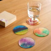 【toumei あわいろ coaster「レ」 木箱入り 4枚セット】トウメイ コースターセット 【ラッピング・熨斗対応可／桐箱でお届け】【結婚のお祝いに】おしゃれ 誕生日 両親 父 母 夫婦 祖父母 結婚記念日 父の日 母の日 敬老の日 特別 友達 カップル パートナー お揃い 家族 結婚祝い 新築祝い 和モダン 国内生産 内祝い 上品 優美 上司 先輩 後輩 新生活