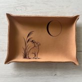 月とうさぎの本革レザートレイ｜小物入れ・メガネ置き
