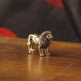 ライオン 置物 ミニチュア アンティーク調 真鍮風 ミニフィギュア 動物 オブジェ インテリア 雑貨 デスク 飾り コレクション レトロ アニマル 小さい