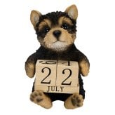 置物 犬 ヨークシャーテリア 万年カレンダー 高さ11.5cm woobia ウービア いぬ リアル かわいい おしゃれ 玄関 デスク インテリア 卓上カレンダー 日めくり 動物 癒し 棚 オフィス プレゼント ギフト 新築祝い 犬好き