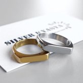 ステンレス コスパ最高 細身 印台リング シンプルリング シグネットリング ゴールド シルバー 指輪 メタル 細め スタンプ スクエア ピンキー 人気 プチプラ レディース 女性 金属アレルギー対応