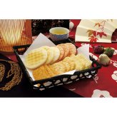 金澤兼六製菓 おいしさいろいろ 米菓詰め合わせ ギフトセット 計28個入 和菓子 個包装 煎餅 あられ 国産米使用【沖縄県・離島 配送不可】