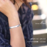 ハワイアンジュエリー バングル ハワイアンジュエリー ブレスレット ホヌ バングル 幅8mm 刻印 無料 サイズが選べる オープンバングル カットアウト ホヌ＆プルメリア シルバー925 太め メンズ レディース 誕生日 プレゼント ハロウィン 【品番：B5080-8】