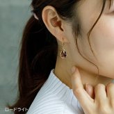 ピアス 金属アレルギー サージカルステンレス フープ 落ちない 引っかからない 外れにくい フック カラフルストーン アクリル しずく 雫 ドロップ ひと粒 片耳 1個