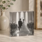 結婚式 ガラスブロック チャペル 新郎新婦 誕生日 贈り物 門出 オリジナル クリスタル 写真立て プレゼント 写真 結婚式当日 花嫁 会場装飾 サプライズ 結婚記念 入籍祝い フォトフレーム おしゃれ 結婚祝いギフト ギフト ゲスト 演出 写真入り 披露宴会場 記念日 ウェルカムボード 記念品 感謝 ウェルカムスペース 飾り付け 名入れ フォトキューブ オーダーメイド 結婚祝い 二次会【c01】