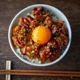 「鉄板焼天神ホルモン」おかずホルモン味噌だれ味 5袋セット 冷凍惣菜 ホルモン 温めるだけ 肉料理 九州 おかず 福岡 おつまみ レンチン 惣菜 天神ホルモン 博多