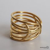 ステンレス 不規則ラインリング ニュアンスリング ごつめ ワイドリング ゴールド プチプラ 槌目模様 透かし 軽やか 存在感 多重 オープン レディース 女性 指輪 金属アレルギー対応