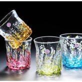 退職 異動 名入れ ペアギフト SXX 琉球ガラス 花波たっぷりロックグラス 2点セット ギフトBOX入り / プレゼント ギフト 夫婦 結婚 金婚式 銀婚式 退職 記念 誕生日 長寿 祝い