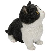 置物 猫 見上げるマンチカン 黒白 幅16cm woobia ウービア リアル かわいい おしゃれ 玄関 インテリア オブジェ ガーデン マンチカン 白黒 ハチワレ ネコ 動物 アニマル 癒し 棚 北欧 リビング プレゼント ギフト 新築祝い 猫好き