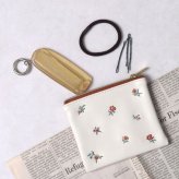 新作入荷 ヘアコーム ヘアブラシ ブラシ 折りたたみ コーム 櫛 クシ 静電気除去グッズ 静電気 帯電 静電気グッズ 髪 髪型 広がり 折りたためる コンパクト 薄い 美髪コーム メンズ レディース 美容 ヘアケア さらさら マッサージ 男性 女性 贈り物 お配りギフト