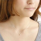 K18WG ダイヤモンド ネックレス ムーンペンダント 18金 ホワイトゴールド 天然ダイヤ 月 モチーフ 華奢 ジュエリー アクセサリー レディース ギフト