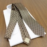 グッチ ネクタイ GUCCI ベージュ GG柄 (8cm) AREND 456522-9700 A36 【グッチネクタイ・ブランドネクタイ・ネクタイブランド・ブランドギフト・プレゼント・バースデー】【20代・30代・40代・50代・おしゃれ・セール】