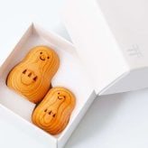 神具・オブジェ「願い小だるま【浄化のイチイ】ペア」国産 モダン シンプル かわいい ミニ 小型 コンパクト おしゃれ 神棚 飾り おふだ ハンドメイド 天然木 縁起物 達磨 験担ぎ おすすめ 人気 インテリア小物（雑貨類）【送料無料】
