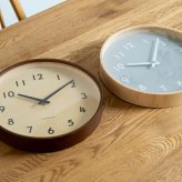 CHAMBRE シャンブル 掛け時計 壁掛け時計 日本製 Kasane CLOCK 木製 プライウッド 静音 秒針なし おしゃれ 北欧 ナチュラル ウォールクロック 直径29cm 無垢材 シンプル 和モダン ムーブメント リビング 寝室 玄関 新築祝い 結婚祝い 引越し プレゼント ギフト インテリア
