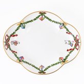 【名入れ無料】ロイヤルコペンハーゲン スターフルーテッド クリスマス ディッシュ 17.5cm×14cm 日本未発売 2503353(1055053)  【スペシャルラッピング660円(別売り)】 北欧食器 洋食器 送別会 誕生日 お中元 還暦祝い 結婚祝い 結婚式 高級 父の日 母の日 成人祝い ホワイトデー