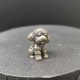 犬 置物 プードル ミニチュア 真鍮製 オブジェ ミニ フィギュア 犬雑貨 アンティーク風 ブラス インテリア 小物 卓上 かわいい プレゼント