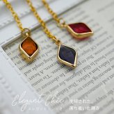 揺れるチェーンの先に光るダイヤ型カラフルストーン ロング ピアス 金属アレルギー対応 ステンレス製 おしゃれ 大人女子