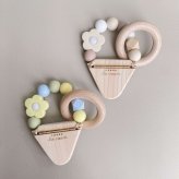 LABRO アイスクリーム ティーサー お花 歯がため フラワー 木製 木のおもちゃ ファーストトイ 日本製 ラブロ おしゃぶり・歯固め 木のおもちゃ ギフト プレゼント 出産祝い