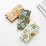 全機種対応 スマホケース 手帳型 【 まあるい葉っぱ 】 ゴールドパーツ スマホショルダー 刺繍