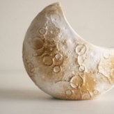 moon ship stone《夢の旅へ誘う 月船のアロマストーンオブジェ》火を使わない香るインテリア